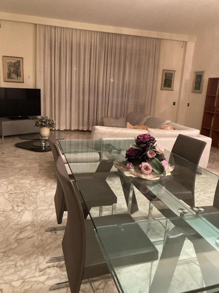 Le Mille E Una Notte روما المظهر الخارجي الصورة